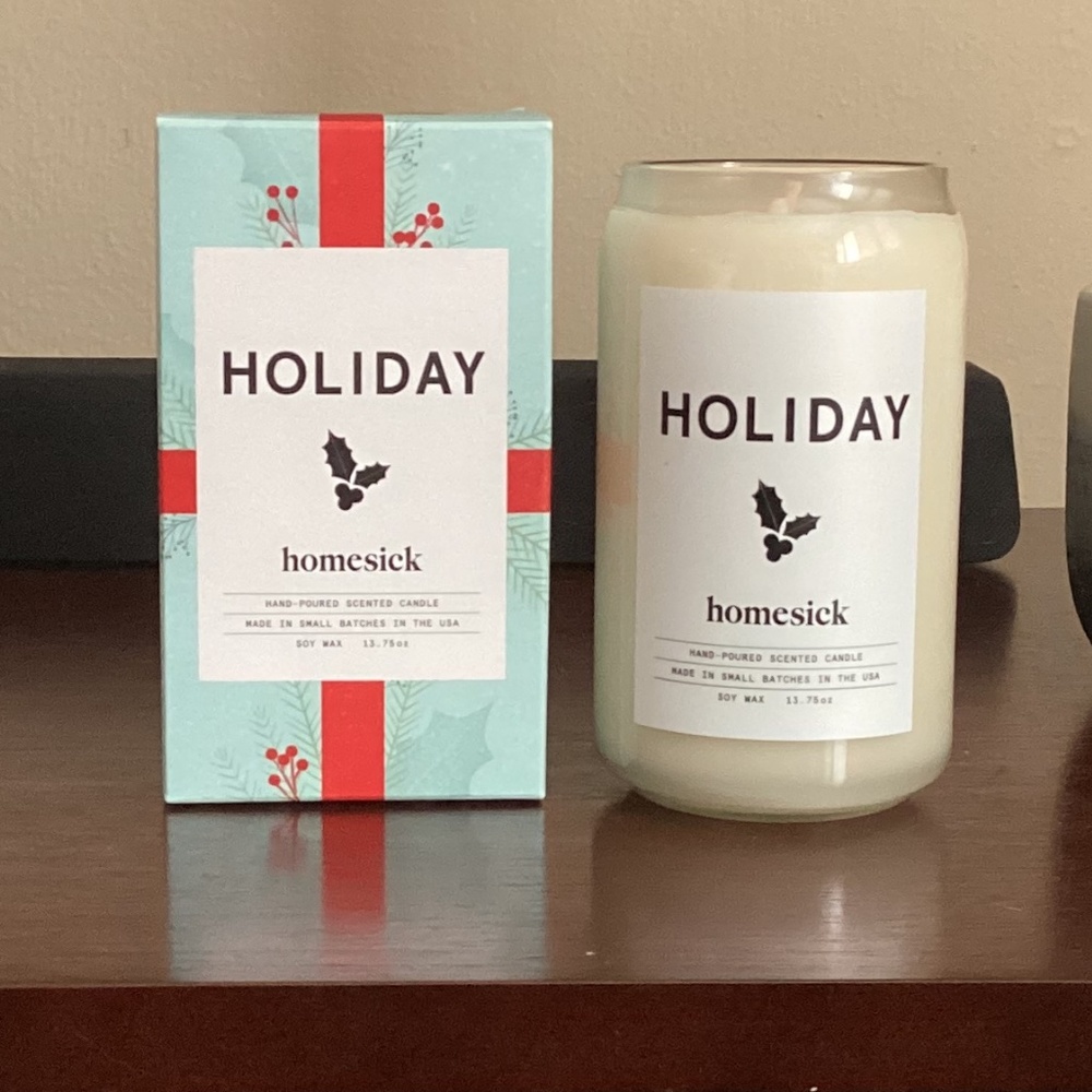 Homesick Holiday Soy Scented  Candle 13.75 oz